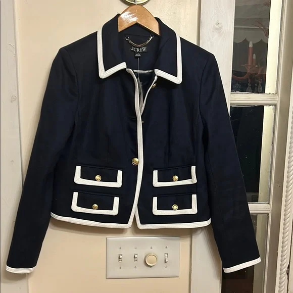 NWT J Crew Women's Navy Linen Jacket with White Trim - Picture 2 of 5